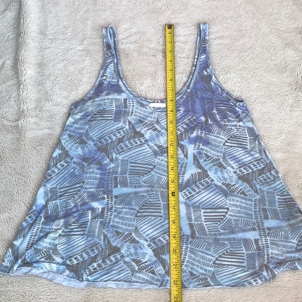 5/20!💎C&S Cropped Blue Patterned Tank Top - Picture 5 of 7